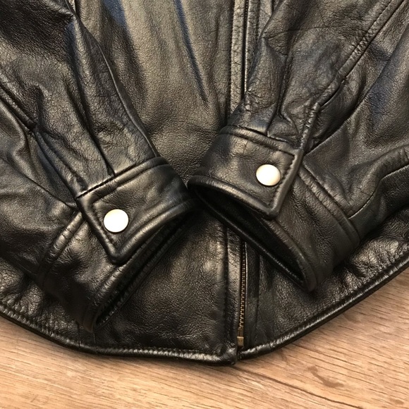 Sold Wilson’s Leather Jacket - Picture 8 of 11